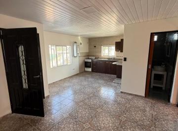 PH · 70m² · 4 Ambientes · Amplio PH Casa en Venta en Villa Dominico Sin Expensas