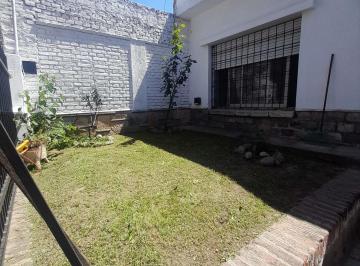 Foto · Venta Casa 2 Dorm., Cochera y Patio