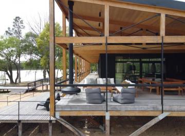 Casa · 240m² · 6 Ambientes · Refugio de Lujo Sustentable en El Delta – 60 Hectáreas de Naturaleza Virgen Entre Tigre y Carmelo