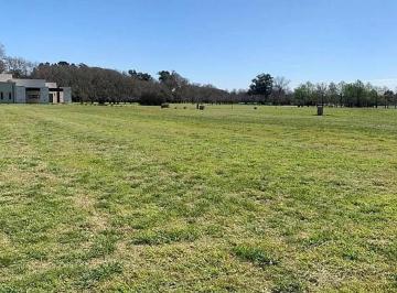 Terreno · 2400m² · Lote de 2400 m² en Sector Lagunas del Golf, Estancia Villa María. Ezeiza - Cañuelas.