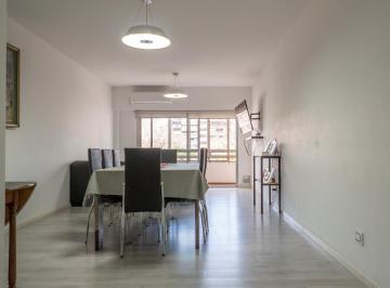 Departamento · 145m² · 5 Ambientes · Departamento de 4 Dorm. con 2 Cocheras en Zona Centro