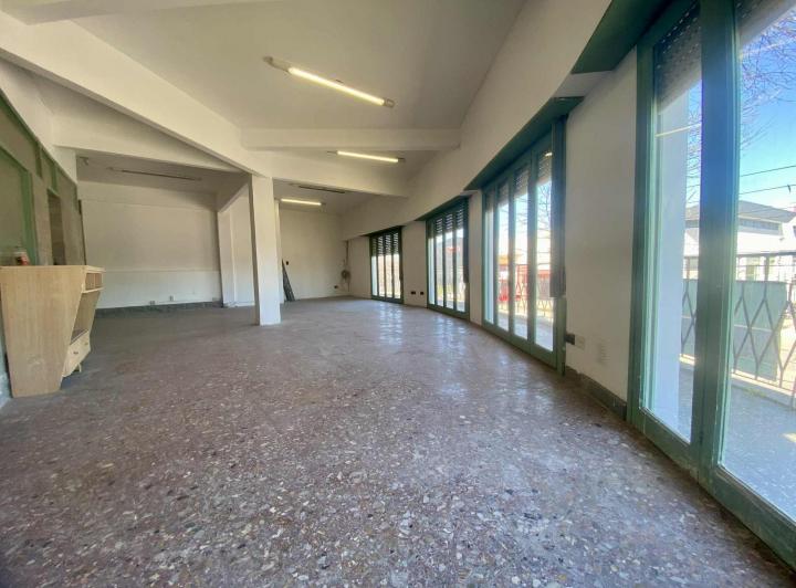 Local comercial · 60m² · 4 Ambientes