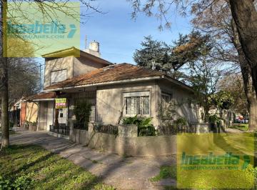 Casa · 159m² · 4 Ambientes · 1 Cochera · Casa en Bosque Alegre