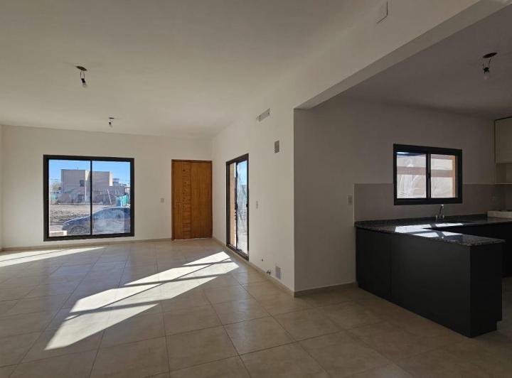 Casa · 120m² · 3 Dormitorios · 1 Cochera