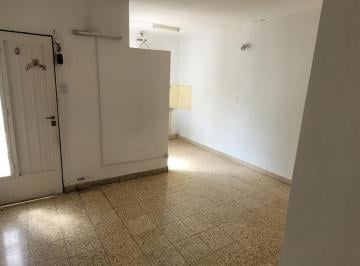 PH · 38m² · 2 Ambientes · PH en Olivos de Ambientes con Patio