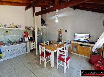Casa · 56m² · 3 Ambientes · Casa en Venta 3 Ambientes Gonzalez Catán