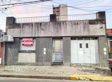 2 casas en venta con patio y garage · Pje Cortes y Avellaneda - 2 Casas en Venta - Rosario Echesortu