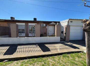 Casa de 4 ambientes, La Plata · Casa en San Carlos, La Plata