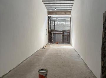 Local comercial · 60m² · Local en Lanús Este