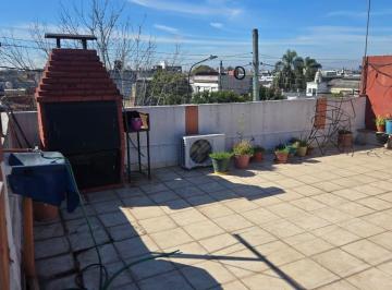 OMP-OMP-4896_33 · Dpto PH 4 Amb + Dpto 1 Amb S/expensas, Patio, Cochera P/2 Autos, Caseros