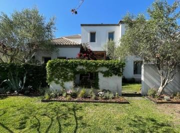 Casa de 5 ambientes, Escobar · Alquiler Verano: Casa Lindisima en Alquiler Para Temporada Verano Barrio Las Liebres