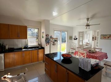 Casa · 280m² · 6 Ambientes · 3 Cocheras · Casa en Venta en Solares del Talar