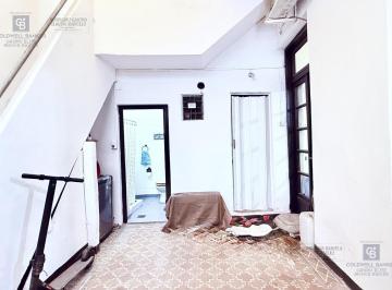 Casa · 110m² · 7 Ambientes · Venta Casa Lote Propio Parque Chacabuco Oportunidad