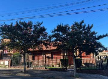 Casa · 149m² · 4 Ambientes · Venta - Casa con Pileta Villa Carlos Paz, Cordoba