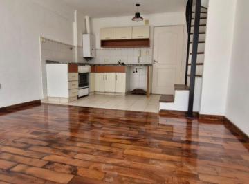 Departamento de 4 ambientes, Córdoba · Venta! Hermoso Dpto./ Triplex 2 Balcones! Terraza Propia con Asador!