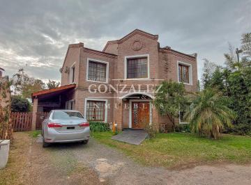 Casa · 240m² · 5 Ambientes · Apta a Credito - Barrio Cerrado Solares del Jaguel - 4 Dormi