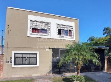 Casa · 160m² · 5 Ambientes · Venta en Villa Udaondo - 4 Dorm. - Nuevo Valor