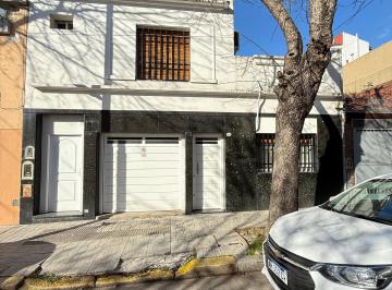 Casa de 4 ambientes, Saavedra · Venta Lote o Casa 4 Ambientes + Cochera Cubierta + Quincho + Jardín y Más.