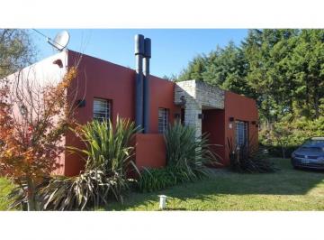 Casa de 4 ambientes, Exaltación de la Cruz · Importante Casa Moderna con Parque de 1500 m. y Pileta