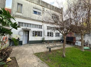 Casa · 203m² · 4 Ambientes · 2 Cocheras · Casa 4 Ambientes Villa Ballester