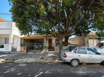 Terreno · 125m² · 3 Ambientes · 1 Cochera · Casa en Venta Villa Madero