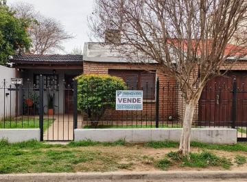 Casa · 119m² · 7 Ambientes · Hermosa Casa en Venta en Bo Alto Alberdi
