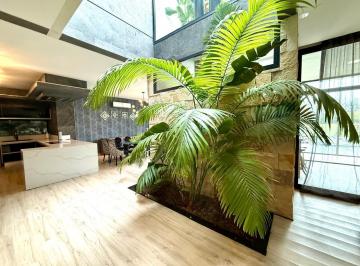 Casa · 412m² · 5 Ambientes · 2 Cocheras · Casa en Alquiler Amoblada 5 Dorm. Al Rio en El Barrio El Yacht, Nordelta, Tigre