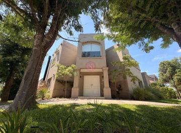 Casa · 208m² · 5 Ambientes · Casa en Venta en Haras La Caballeriza, Pilar, G. B. a. Zona Norte