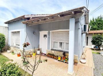 VTO-VTO-42_2 · Chalet en Venta Claypole. Apta Credito
