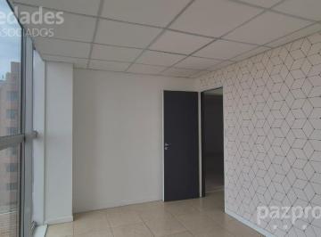 Oficina comercial · 90m² · 5 Ambientes · 4 Cocheras · Oficinas en Venta con Cocheras Z/altos