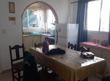 Casa · 110m² · 3 Ambientes · 1 Cochera · Casa 1 Planta en Excelnte Ubicacion