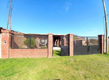Casa · 84m² · 2 Ambientes · 1 Cochera · Venta Casa en Puerto Gaboto