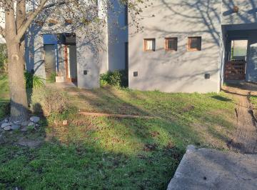 Casa de 4 ambientes, Pilar · Hermosa Casa 4 Ambientes Barrio Los Jazmines Pilar del Este