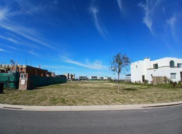 Terreno · 683m² · " Venta Lote Interno - Amarras Puertos - " Financio, Permuto