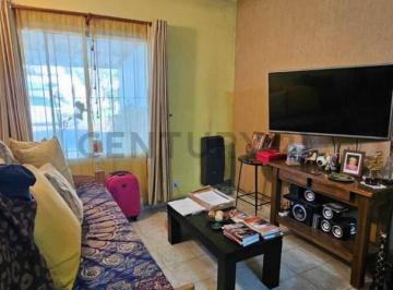 Casa · 98m² · 3 Ambientes · Dúplex en Venta - Dos Dorm.. 81 Entre 28 y 29 La Plata