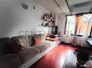 Departamento · 66m² · 3 Ambientes · 1 Cochera · Venta PH en Complejo Cerrado - 3 Ambientes con Cochera en Villa Sarmiento Zona Colegio Ward