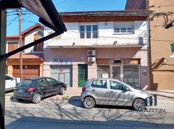 Casa · 222m² · 5 Ambientes · 3 Cocheras · Casa con Local y Departamento en El Centro de José C. Paz