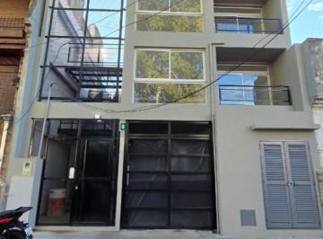 Garage · 12m² · 4 Cocheras · Oportunidad: Cochera Planta Baja. Ubicada en San Martin 632, Lomas de Zamora