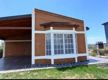 PH · 76m² · 2 Dormitorios · 1 Cochera · Casa en Venta en Villa Santa Cruz del Lago