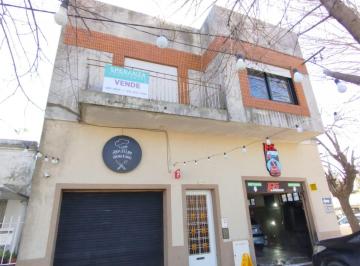 Casa de 5 ambientes, La Plata · Casa en Tolosa con /galpón/locales / Cocheras/deposito/taller en Venta