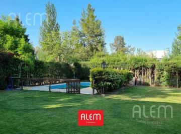 Casa · 160m² · 6 Ambientes · 1 Cochera · Casa en Venta en Ezeiza | Quintas del Sol