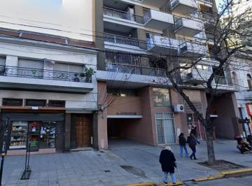 Garage · 16m² · 1 Cochera · Cochera N* 1, Fija, Cubierta, en Planta Baja, en Edificio.