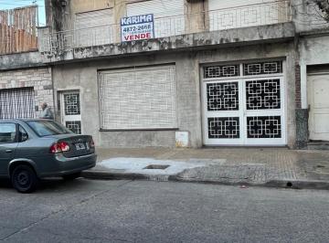 PH de 3 ambientes, Tres de Febrero · Ciudadela. 25 de Mayo Al 700. Piso Unico 3 Amb. Al Frentre con Patio, Balcon y Terraza.