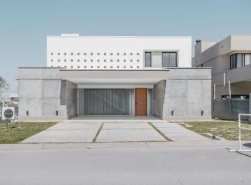 Casa de 3 ambientes, Yerba Buena · Casa en Venta El Portillo