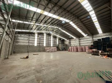 Depósito · 769m² · Venta de Deposito Industrial en Moreno - Prox Acceso Oeste