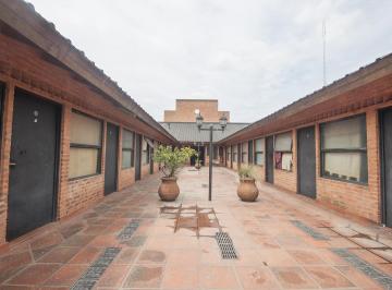 Hotel · 1761m² · 38 Dormitorios · Se Vende Hotel Familiar/ Terreno (Lote) en Villa Lugano