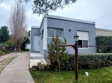 Casa · 303m² · 2 Ambientes · 1 Cochera · Casa en Pehuen Co