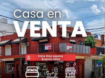 Casa · 220m² · 6 Ambientes · Casa en Calle Entre Ríos Casi Buenos Aires