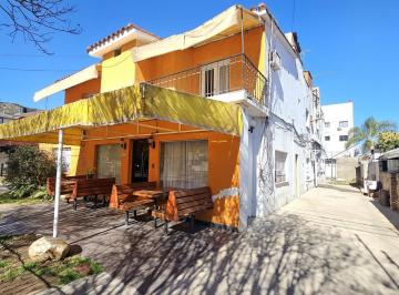 Casa · 560m² · 10 Cocheras · Hotel en Venta