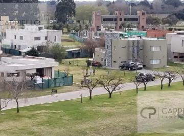 Casa · 277m² · Terreno con Una Obra Iniciada en Barrio Privado Valdevez, Oportunidad!
